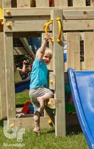 Blue Rabbit @platform kerti játszótér modul csúszdával és ajándék vágással