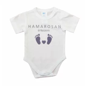   Hamarosan érkezem újszülött baba body, babaváró ajándék