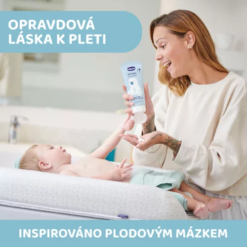 CHICCO Testápoló tej Natural Sensation sheavajjal és E-vitaminnal 500ml, 0m+