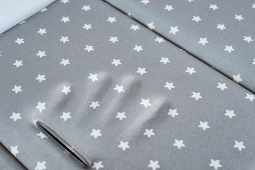 Moni Kona babakocsi ülésvédő betét szürke