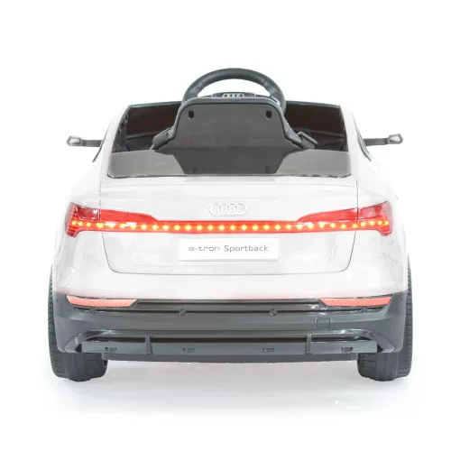 Moni Bo audi sportback elektromos autó 108cm fehér