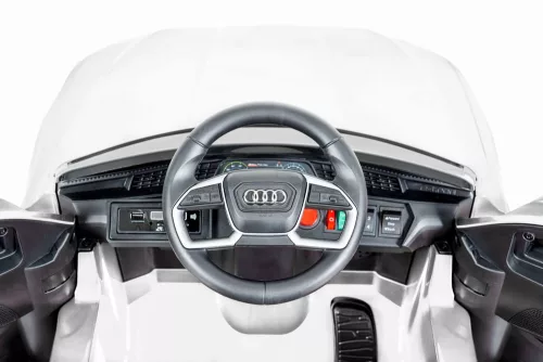 Moni Bo audi sportback elektromos autó 108cm fehér
