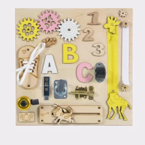 Moni Moni toys montessori matatófal kicsi 30x30cm zsiráfos