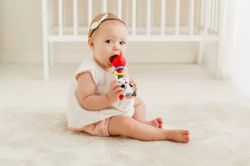 Moni Bali Bazoo 82029 rágóka cica lucia