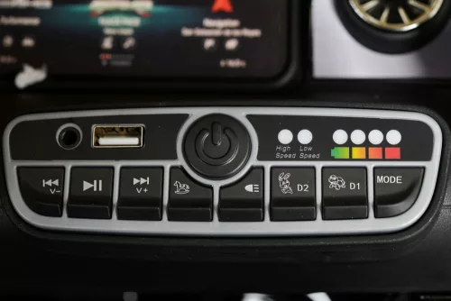 Moni Bo mercedes-amg cla45 elektromos autó 4 motoros piros