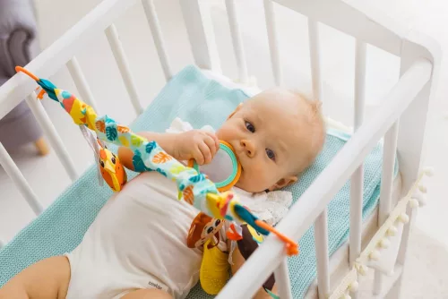 Moni Bali bazoo 82818 babakocsi játék clourful