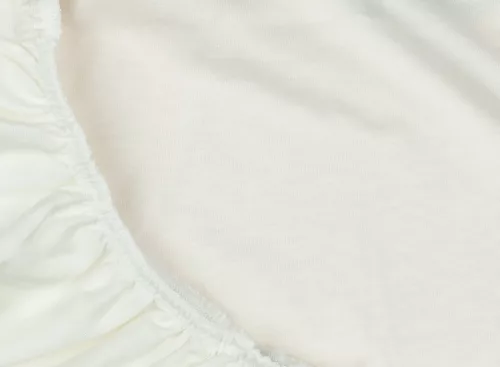 Disney Mickey bébi gumis lepedő 70x140