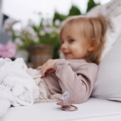 BABYONO Szilikon cumik anatómiai 18m+, 2 db