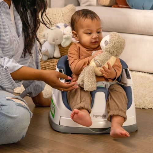 INGENUITY Podsedák na stoličku 2v1 Baby Base™ Night Sky 6m+ do 15 kg