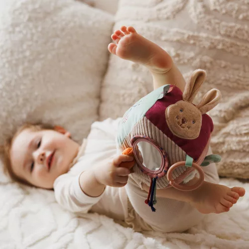 BABYONO Érzékszervi kocka Nyuszi Karo 0m+