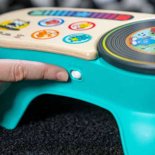 BABY EINSTEIN Zenei Játék DJ Discovery Magic™ Touch™ HAPE 6hó+ lemezjátszó