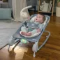   INGENUITY Masszázs vibráló hintaszék dallamokkal Happy Belly™ Rock-to-Bounce - Parker™ 0m+ 9kg-ig