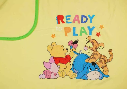 Pamut babatakaró Micimackó és barátai mintával sárga színben