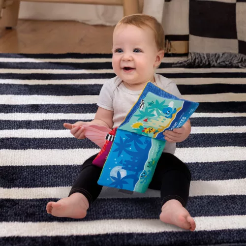 BABY EINSTEIN Foglalkoztató füzetOcean Opposites™, 0 hónapos kortól