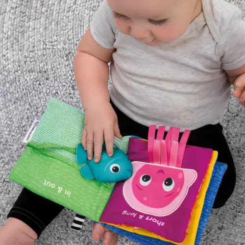BABY EINSTEIN Foglalkoztató füzetOcean Opposites™, 0 hónapos kortól