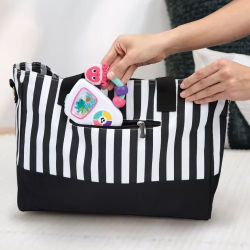 BABY EINSTEIN Dallamok zenélő multiszenzoros játék Tunes Jammin Janet™, 3 hónapos kortól