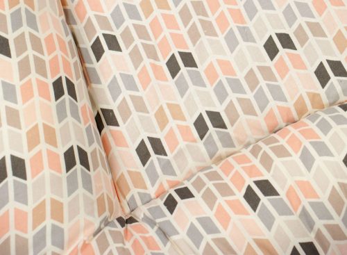 Rombuszos babafészek