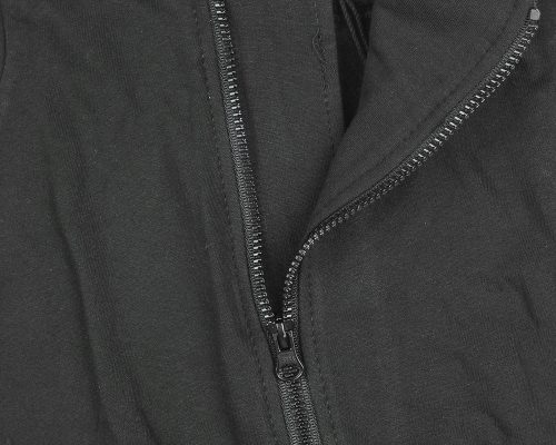 Hosszú ujjú belül bolyhos elöl cipzáras rugdalózó