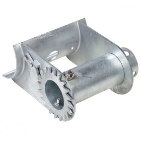   Közterületi - Drótkötélpályához drótfeszítő körmart fához