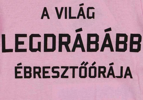 Rövid ujjú feliratos baba body rózsaszín színben