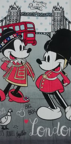 Disney Mickey mintás pamut strandtörölköző