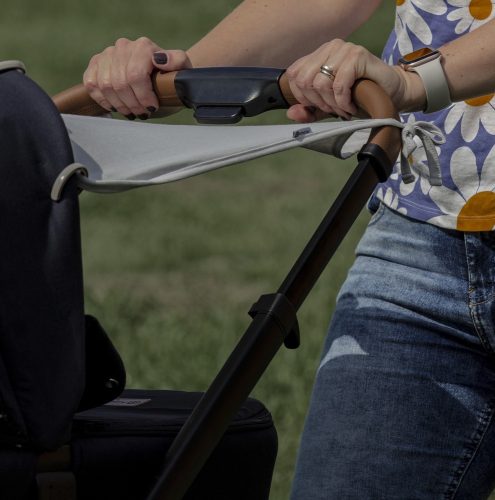 PETITE&MARS Árnyékoló babakocsira Sunny Rose Petal