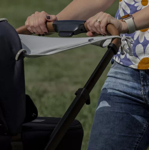 PETITE&MARS Árnyékoló babakocsira Sunny Champagne Shower