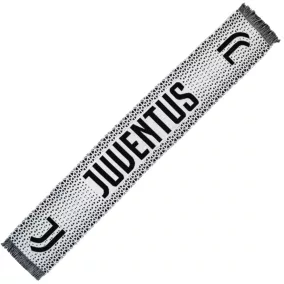 Juventus sál háromszög motívum fehér