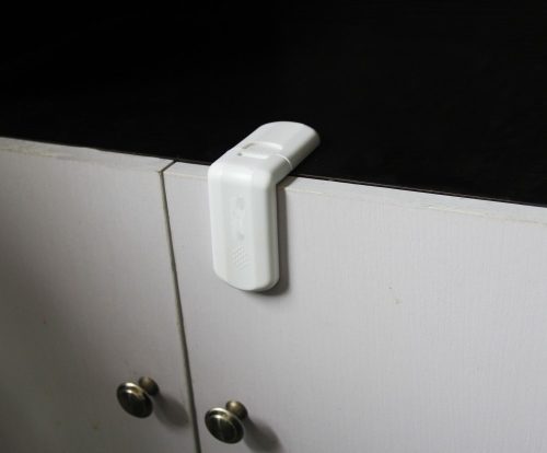 FreeON L alakú fiókzár - 1 db