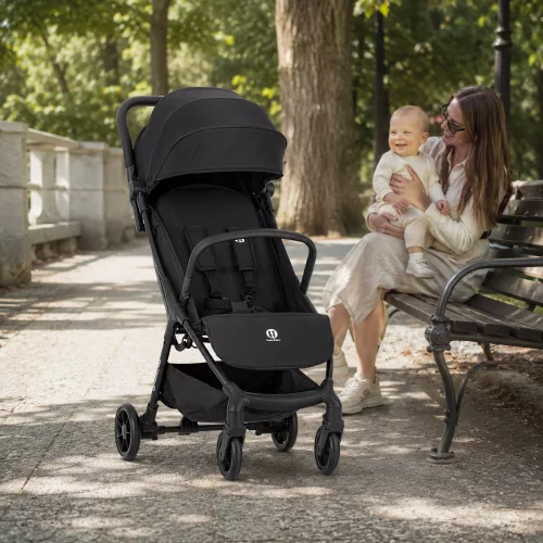 PETITE&MARS Sport babakocsi Pax Perfect Black