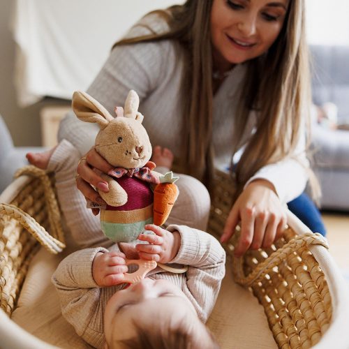 BabyOno csörgõ Karolina nyuszi plüss 31cm 1685