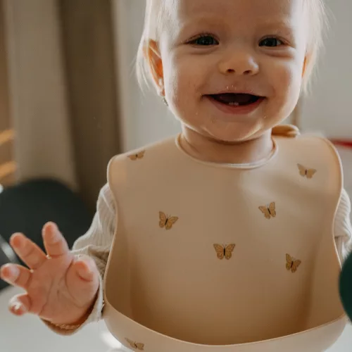 PETITE&MARS Szilikon előke Take&Match Velvet Latte 6m+