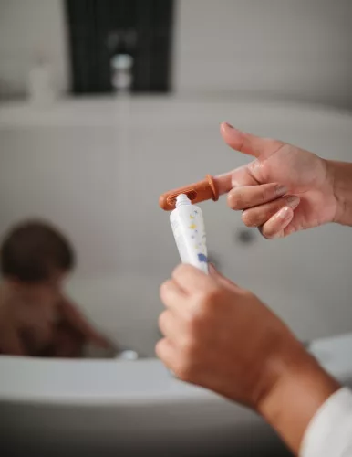 MUSHIE Ujjra húzható fogkefe - szellő és szikla