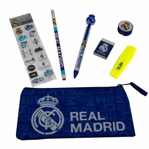 Real Madrid iskolai szett matricával