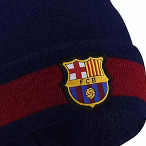 Barcelona sapka kötött felnőtt visszahajtható címeres