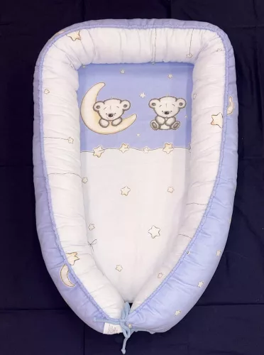 Moni Dombaby babafészek 50x75cm macis kék