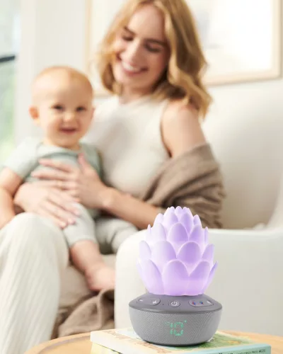 SKIP HOP Sírásérzékelő fény- és hangjelző hangrögzítési lehetőséggel USB 3+
