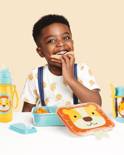 SKIP HOP Zoo Tízoradó doboz 700 ml Oroszlán 3év+