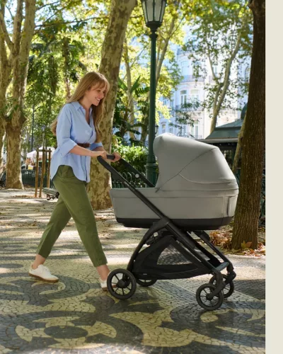 Inglesina Electa Darwin Recline Battery Beige babakocsi