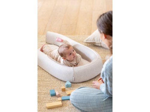 Inglesina Babafészek Welcome Pod Quiet Beige