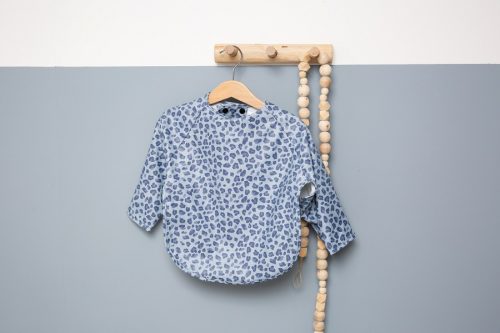 Hosszú ujjú előke Bébé-Jou Leopard Blue