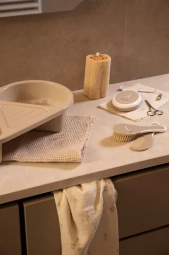 Hajkefe és fésű Bébé-Jou Soft Spring természetes sörtével