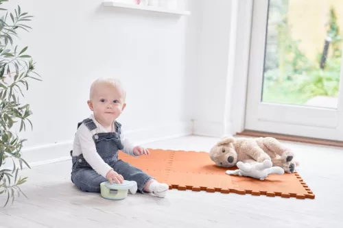 Baby Dan Puzzle habszivacs játszószőnyeg Mocca 90x90 cm