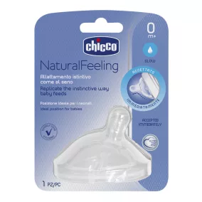  NaturalFeeling 1 db ferde etetőcumi normál folyású - Chicco