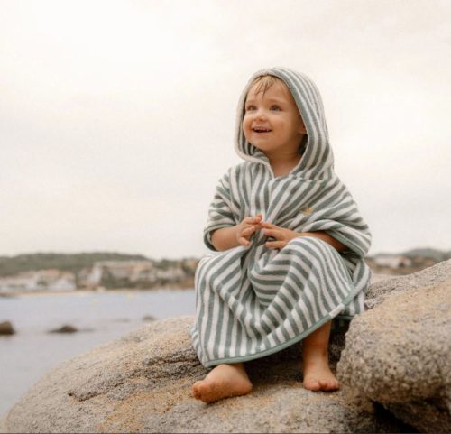 Little Dutch fürdőponcsó Seashells and Stripes Surf Blue