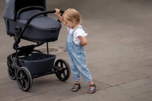 EASYWALKER Set XL kombinált babakocsi Harvey NXT kiegészítőkkel Eclipse Black