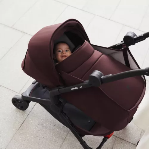 Redsbaby Skip³ Újszülött mózeskosár – Fekete