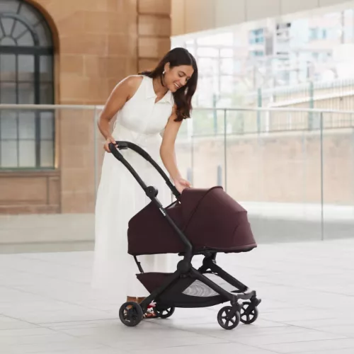 Redsbaby Skip³ Újszülött mózeskosár – Currant