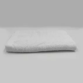   Fehér szállodai minőségű törölköző 400GSM anyagból 70x140 cm