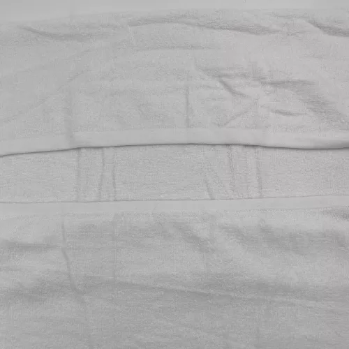 Fehér szállodai minőségű törölköző 400GSM anyagból 70x140 cm